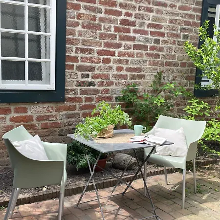 Apartment Marzipan - Im Herzen Der Altstadt, Historisches Gebaeude Mit Modernem Ambiente, W-lan